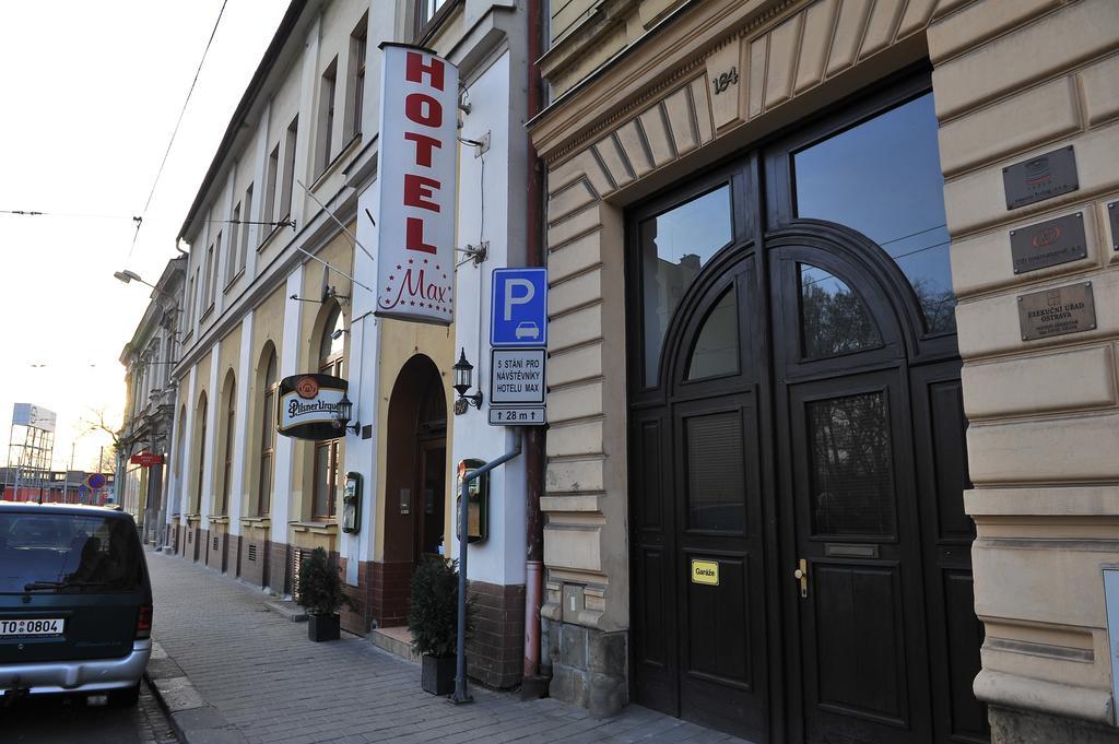 Hotel Max Simek Ostrava Exteriör bild
