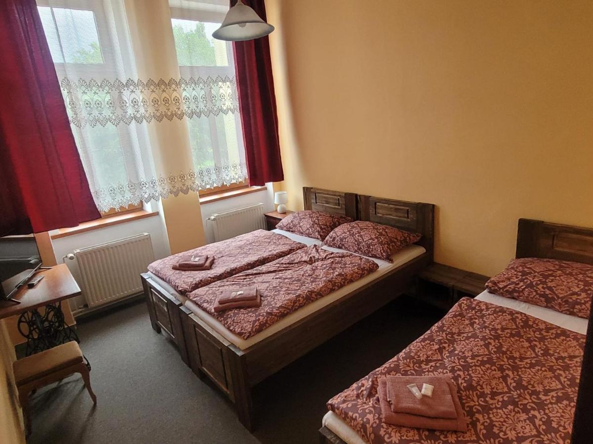 Hotel Max Simek Ostrava Exteriör bild