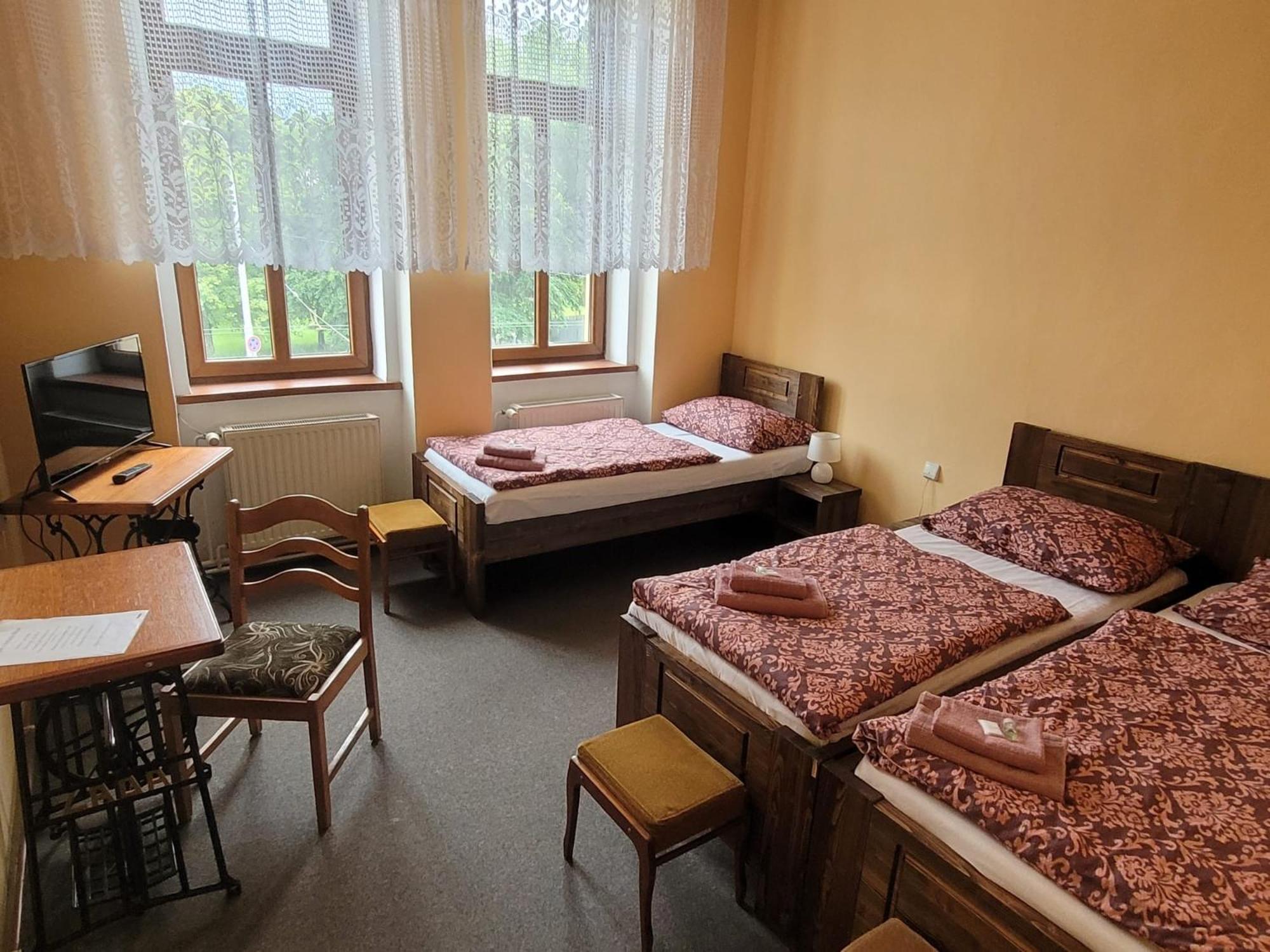 Hotel Max Simek Ostrava Exteriör bild