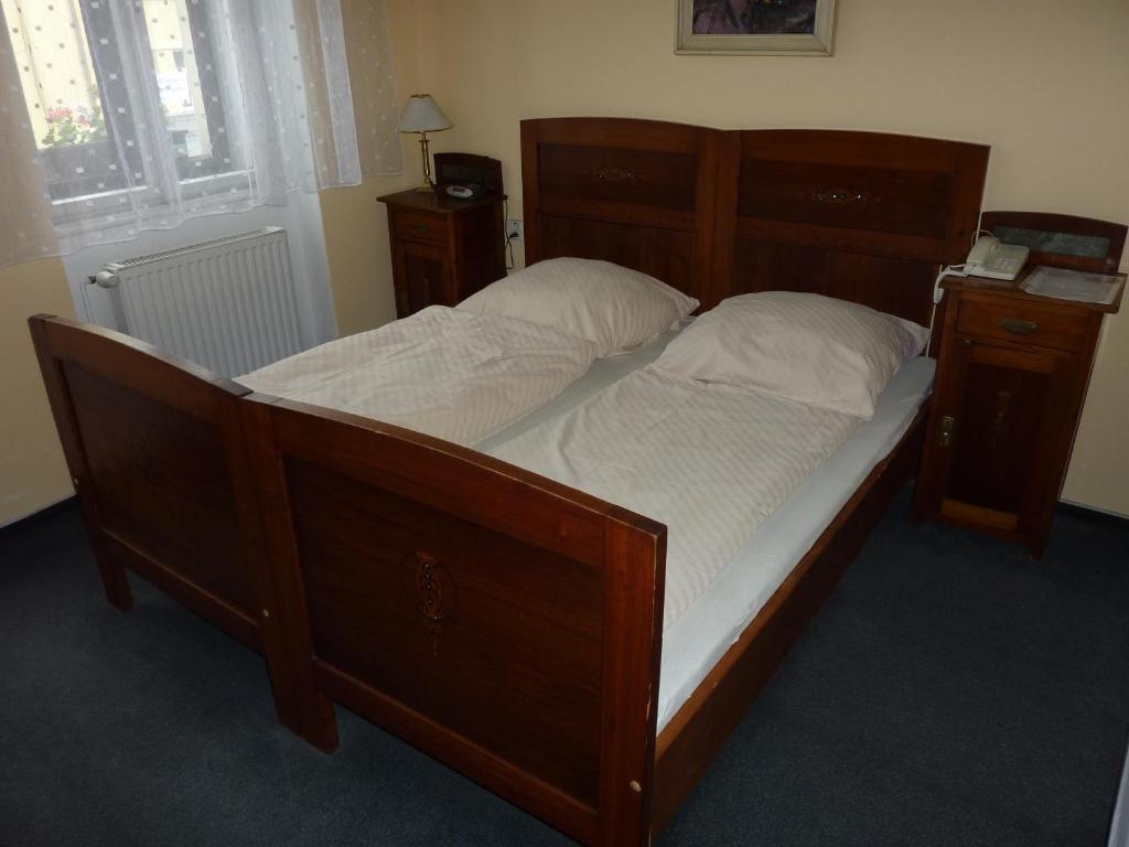 Hotel Max Simek Ostrava Rum bild