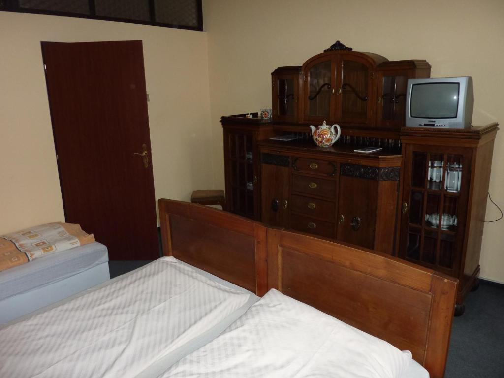 Hotel Max Simek Ostrava Rum bild