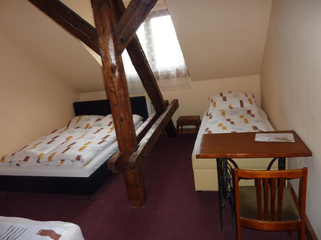 Hotel Max Simek Ostrava Rum bild